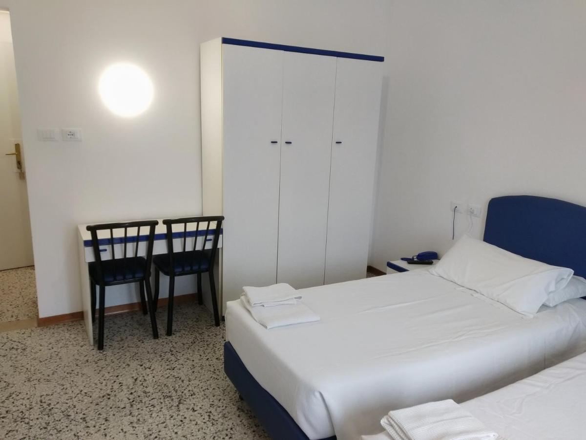 Hotel Otello Punta Marina Eksteriør bilde