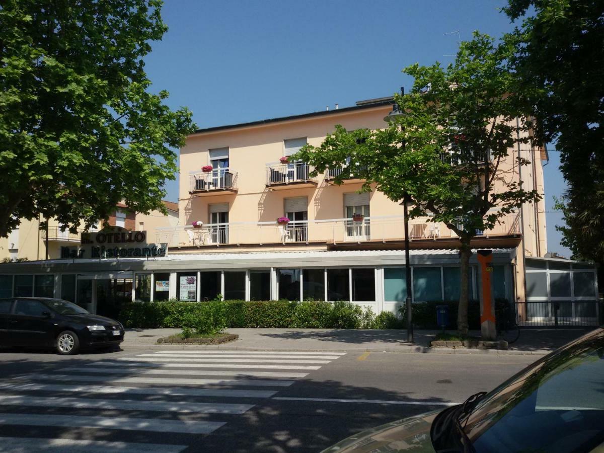 Hotel Otello Punta Marina Eksteriør bilde