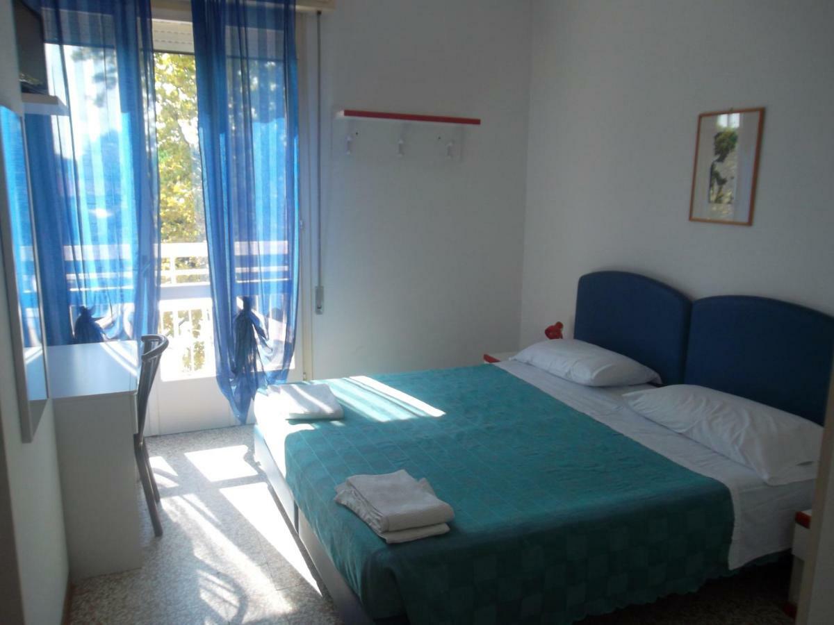 Hotel Otello Punta Marina Eksteriør bilde