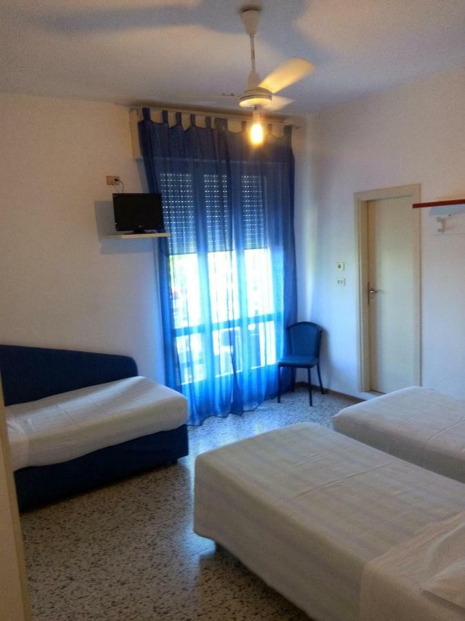 Hotel Otello Punta Marina Eksteriør bilde